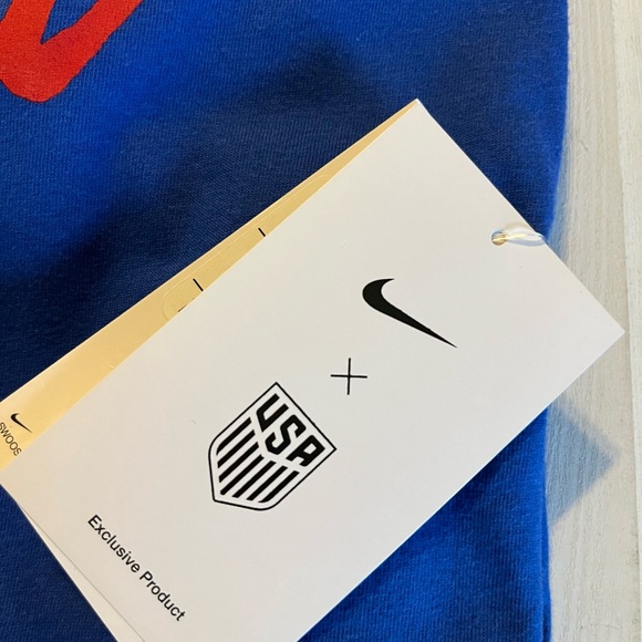 NWT Nike USA WOMEN’s Soccer Team Shirt Blue Size L - Picture 4 of 7